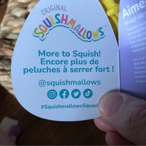 Squishmallows Aimee the Easter chic 3” clip - Picture 6 of 8